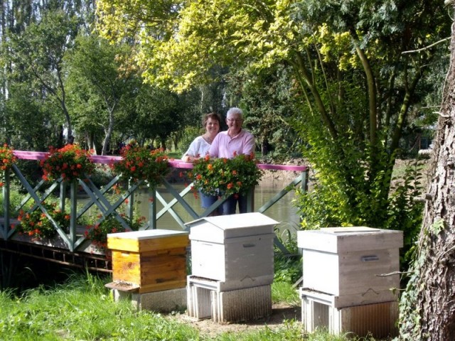 LE RUCHER DE LA RIVIERE AUX ROSEAUX